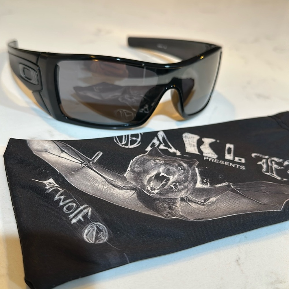 Oakley Batwolf Sunglasses